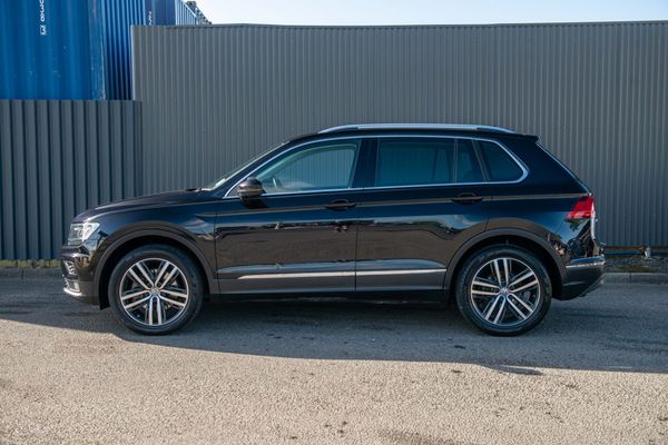2017 Volkswagen Tiguan TSI Highline 4Motion Carousel 9