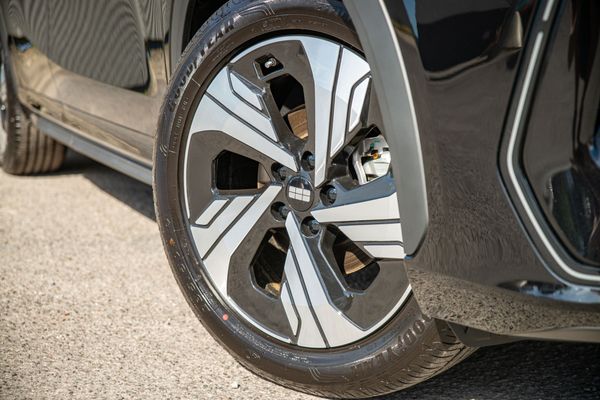 2026 Geely EX5 Inspire 68kwh Carousel 7