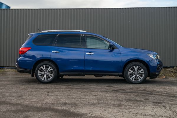 2018 Nissan Pathfinder St-L 3.5P/4Wd/Cvt Carousel 6