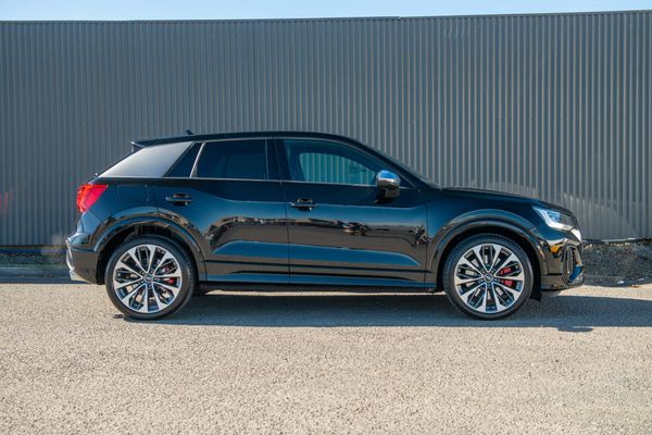 2024 Audi SQ2 2.0TFSI 221kW quattro Carousel 6