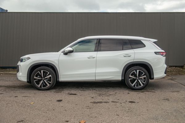 2026 Volkswagen Tayron Elegance AWD Touring Package Carousel 7