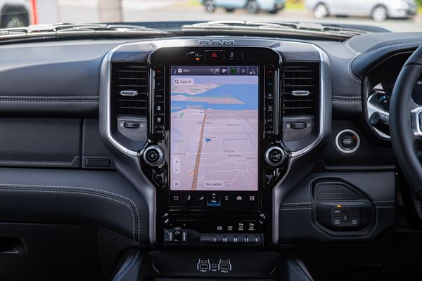 2026 RAM 2500 Laramie High Output - RamBox Carousel 12