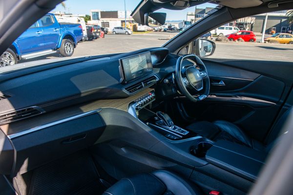 2022 Peugeot 5008 Gt 2.0Dt/8At Carousel 14