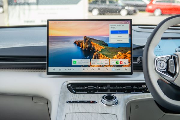 2026 Geely Starray EM-i Inspire Phev/At Carousel 11
