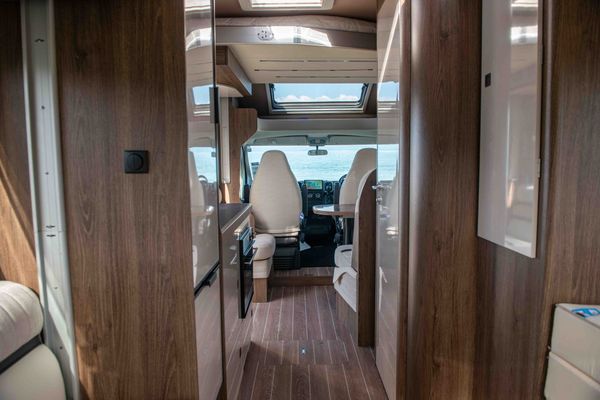 2024 Roller Team T-Line 700 Ducato Carousel 12