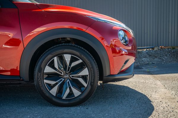 2025 Nissan Juke ST 1.0T Auto Carousel 7