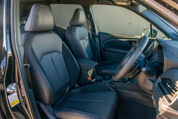 2026 Subaru Forester Hybrid Touring Carousel 10