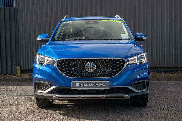 2022 MG ZS Essence EV 44Kwh Carousel 1