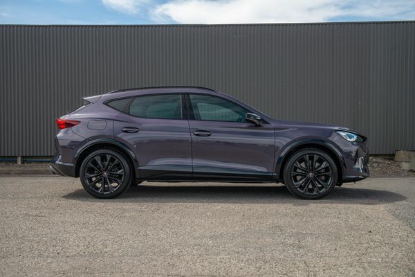 2026 CUPRA Formentor VZ 2.0 245kW AWD Pantera Edition Carousel 5