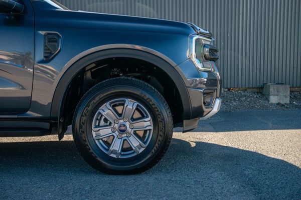 2023 Ford Ranger Sport Double Cab W/S Carousel 6