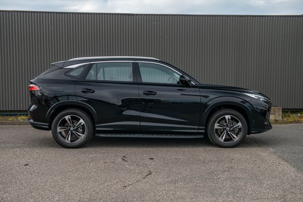 2026 MG HS EXCITE Super Hybrid PHEV Carousel 5