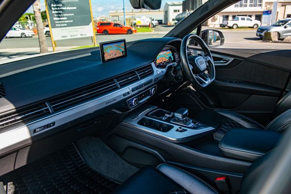 2020 Audi SQ7 4.0TDI 320kW quattro Carousel 18