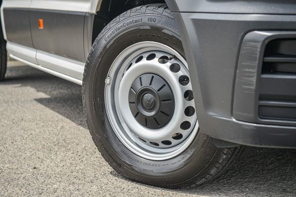 2024 Volkswagen Crafter 35 MWB 103 2.0 Flat Deck Carousel 5