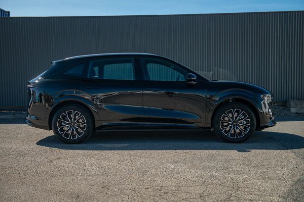 2026 Zeekr 7X Rwd 75kwh Carousel 4
