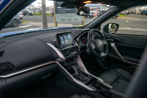 2024 Mitsubishi Eclipse Cross Vrx 1.5Pt/8Cvt Carousel 3
