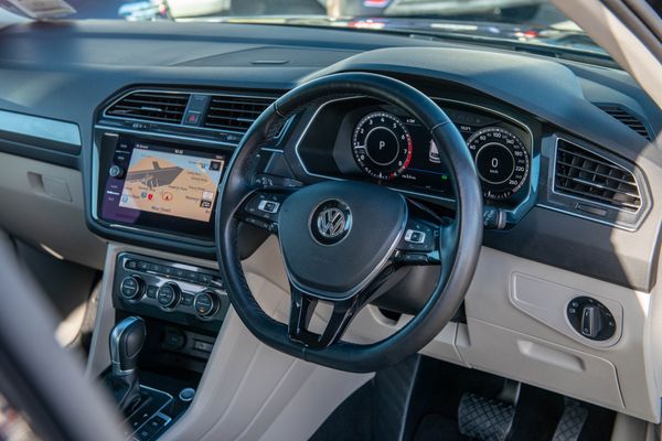 2017 Volkswagen Tiguan TSI Highline 4Motion Carousel 11