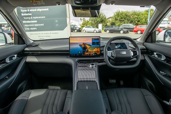 2026 Geely Starray EM-i Inspire Phev/At Carousel 10