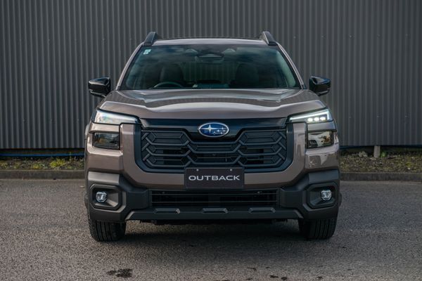 2026 Subaru Outback Touring 2.5P/Awd Carousel 4