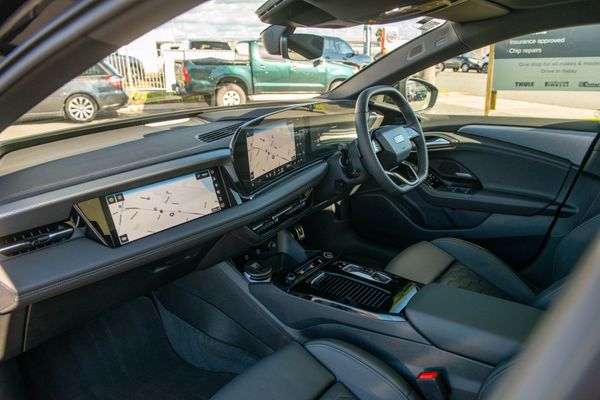 2026 Audi A6 e-tron S line RWD Avant Carousel 16