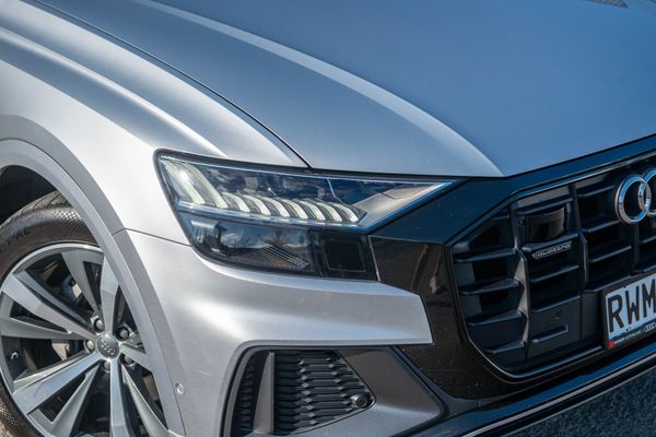 2019 Audi Q8 3.0TDI 210kW S line quattro Carousel 2