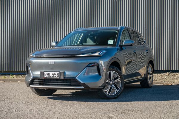 2025 Geely Starray EM-i Complete Phev/At Carousel 10