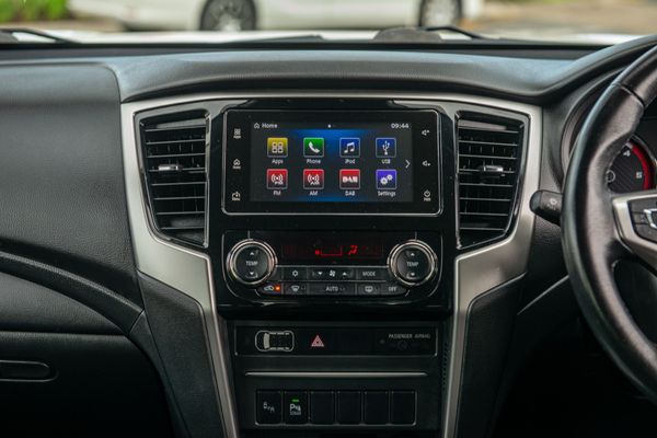 2022 Mitsubishi Triton Dc Glxr 6At 2.4D Carousel 5