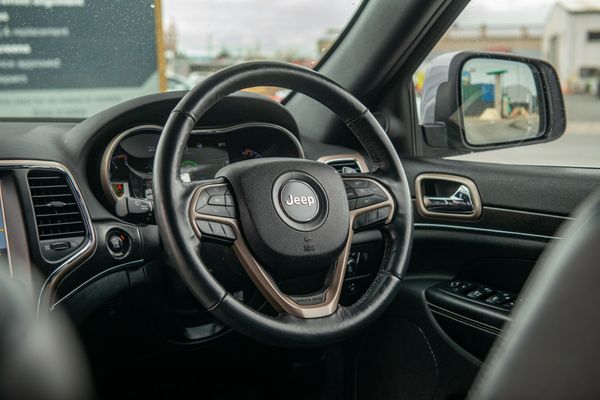 2016 Jeep Grand Cherokee Limited 3.0D4wd8a/Sw Carousel 13