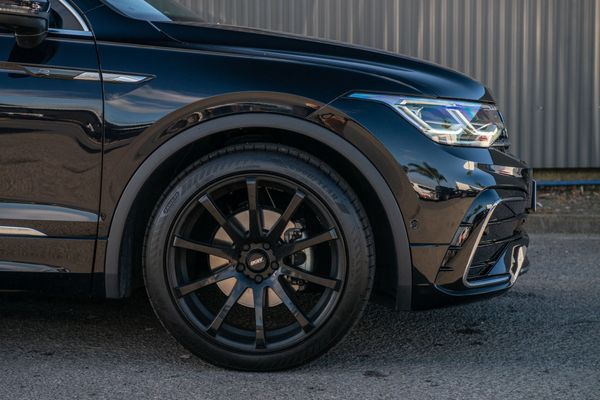 2021 Volkswagen Tiguan TSI R-Line 2WD 1.4 Carousel 8