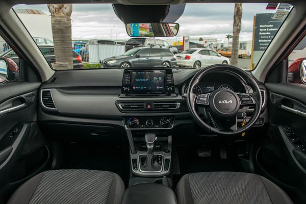 2021 Kia Seltos Lx 2.0P/Iv Carousel 12