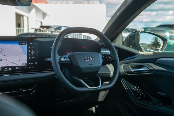 2026 Audi A6 e-tron S line RWD Avant Carousel 13