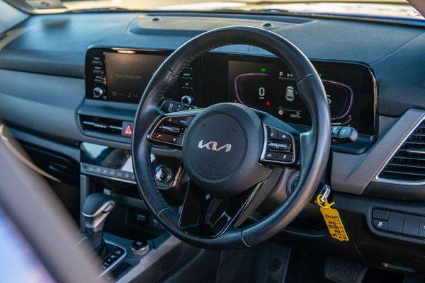 2023 Kia Seltos Lx+ 2.0P/Iv Carousel 8