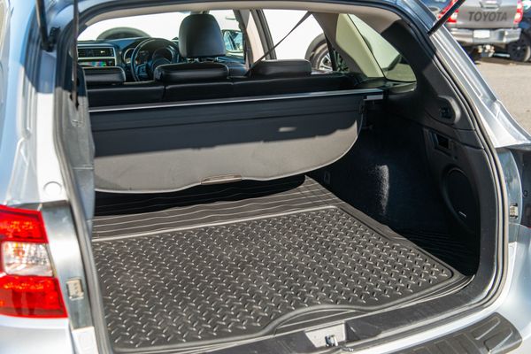 2018 Subaru Outback 3.6R 3.6P/4Wd/6Cvt Carousel 18