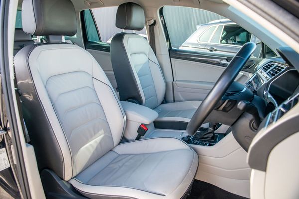 2017 Volkswagen Tiguan TSI Highline 4Motion Carousel 10