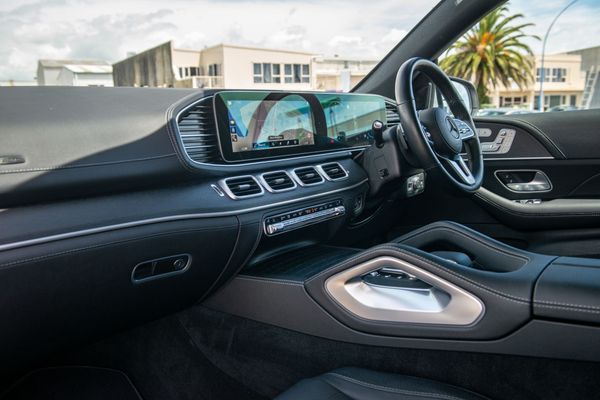2024 Mercedes-Benz GLE 300 D 2.0Dt/4Wd/9At Carousel 18