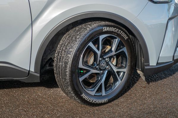 2023 Toyota C-HR 1.8Ph/Hd Carousel 9