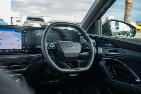 2026 Audi SQ5 3.0TFSI 270kW MHEV+ Sportback quattro Carousel 10