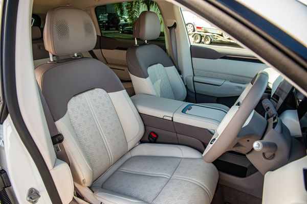 2026 Zeekr 7X Awd Performance Carousel 8