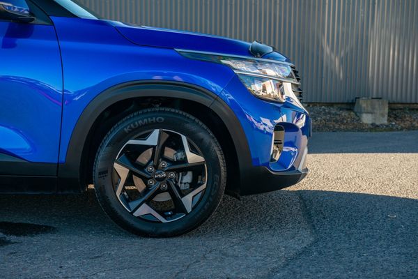 2023 Kia Seltos Lx+ 2.0P/Iv Carousel 5
