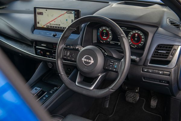 2023 Nissan Qashqai Ti-L E-Power 1.5Peh Carousel 9