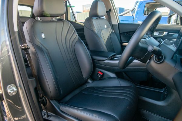 2025 Geely Starray EM-i Complete Phev/At Carousel 16