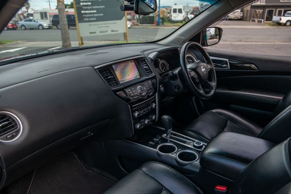 2018 Nissan Pathfinder St-L 3.5P/4Wd/Cvt Carousel 16