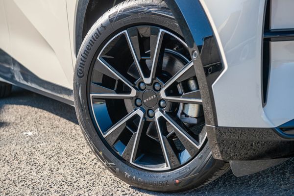 2026 Zeekr X Rwd 66Kwh/Ev/At Carousel 6