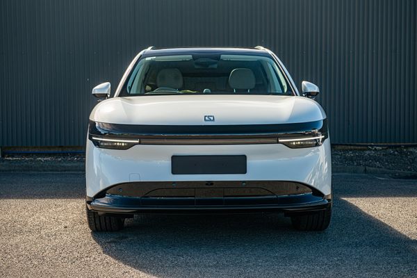 2026 Zeekr 7X Awd Performance Carousel 2