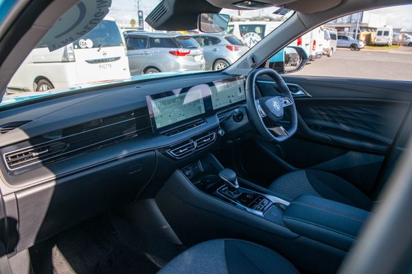 2026 MG HS Excite Super Hybrid PHEV Carousel 14