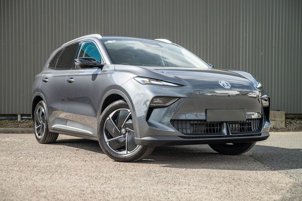 2026 MG S5 ESSENCE 62KWH