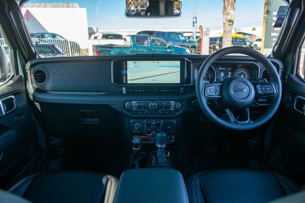 2026 Jeep Wrangler Rubicon 2.0P/4Wd/8At Carousel 10