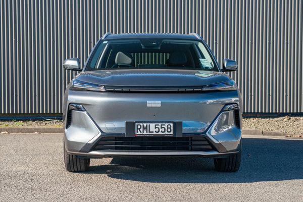 2025 Geely Starray EM-i Complete Phev/At Carousel 6
