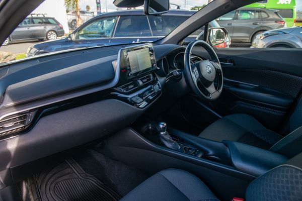 2023 Toyota C-HR 1.8Ph/Hd Carousel 16