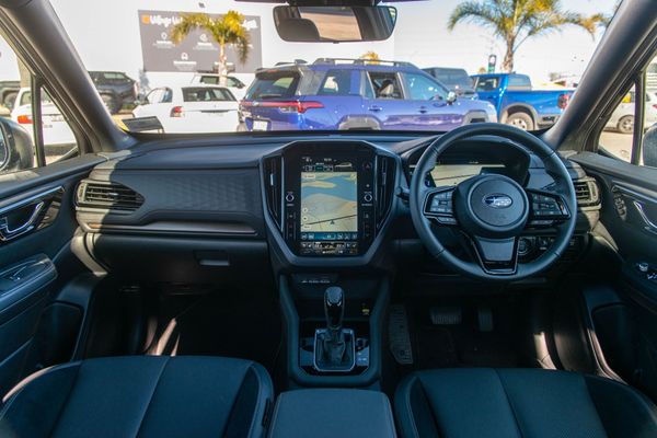2026 Subaru Forester Hybrid Touring Carousel 12