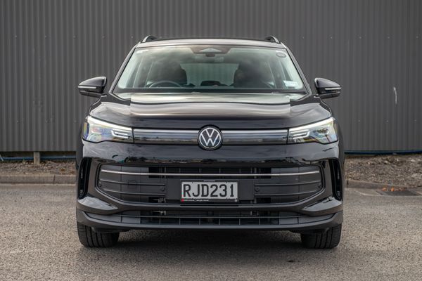 2025 Volkswagen Tiguan Life 1.4 Carousel 1